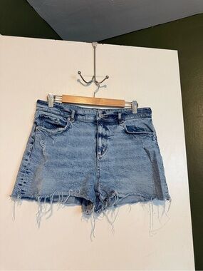 Loft light wash cut off jean shorts size 29/8
